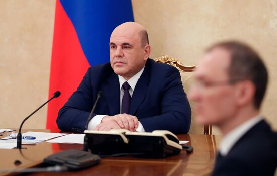 Премьер-министр РФ М. Мишустин провел совещание по экономическим вопросам