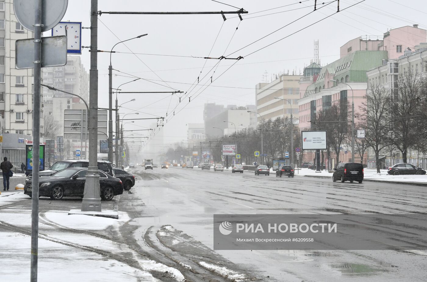 Дороги в Москве стали свободнее в связи с самоизоляцией
