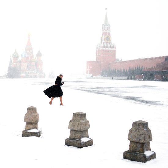 Снег в Москве