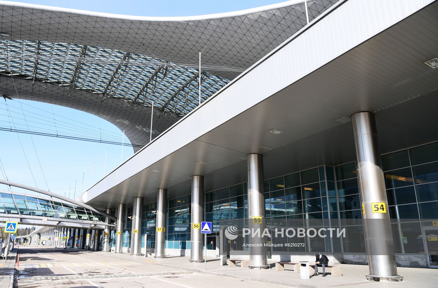 С 1 апреля временно закрывается терминал D в Шереметьево