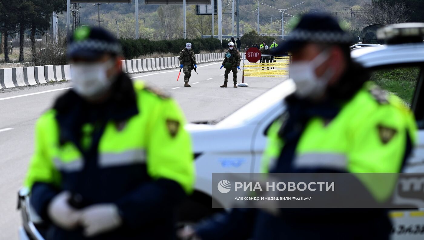 Блокпост на въезде в Тбилиси