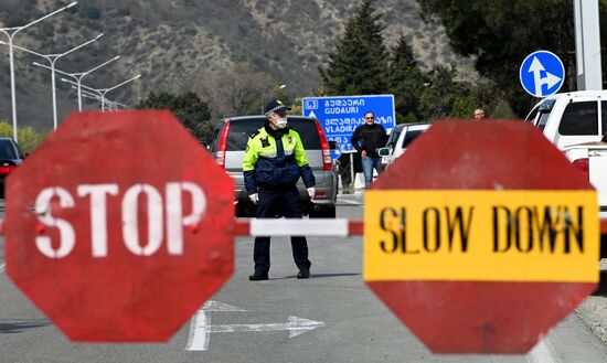 Блокпост на въезде в Тбилиси