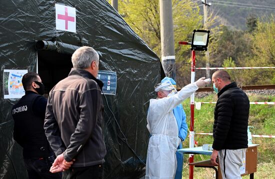 Блокпост на въезде в Тбилиси