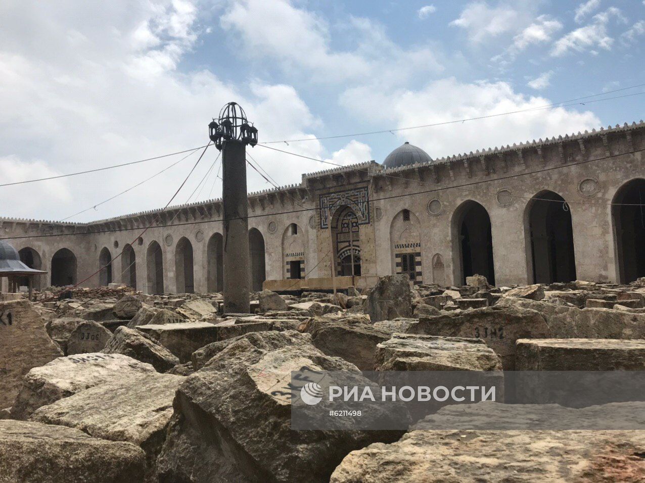 Сирийские власти начали восстанавливать район Эль-Хамдания на окраине города Алеппо