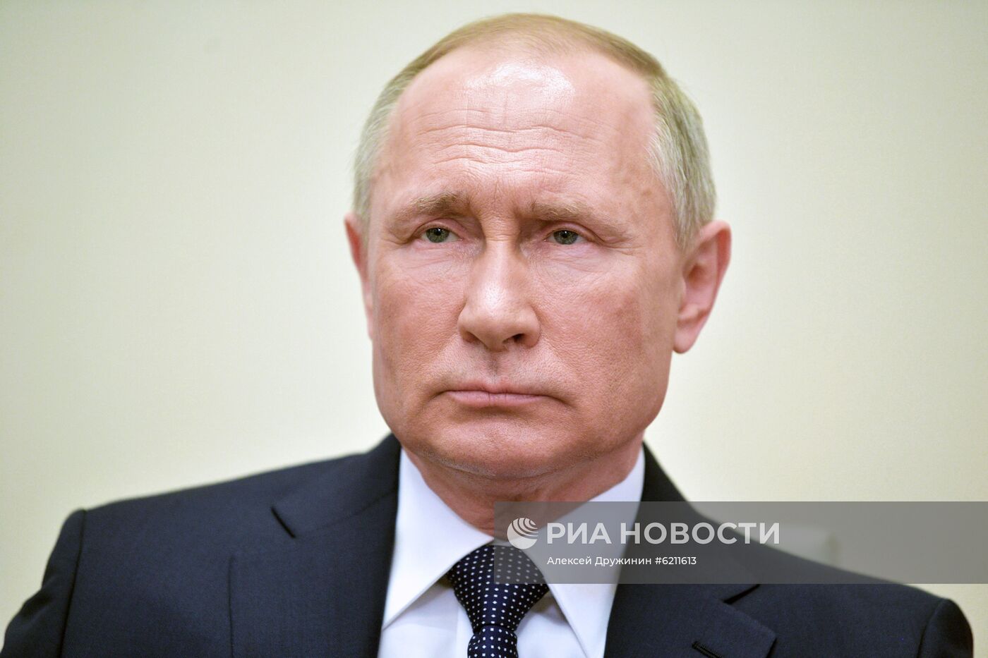 Президент РФ В. Путин выступил с обращением к гражданам