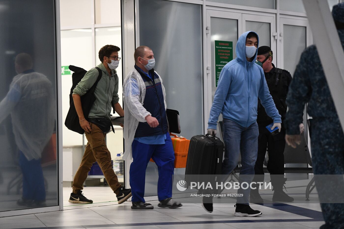 Пассажиры рейса из Бангкока в Новосибирск направлены на карантин в обсерваторы