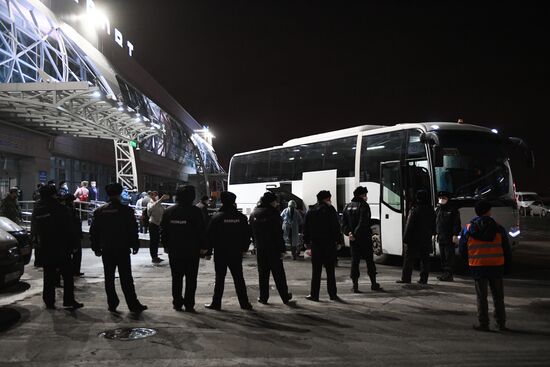 Пассажиры рейса из Бангкока в Новосибирск направлены на карантин в обсерваторы