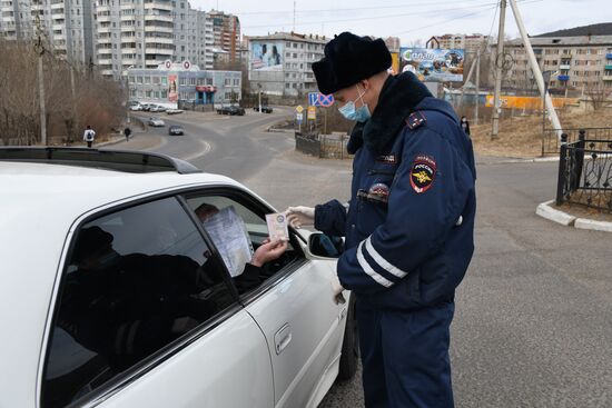 Работа сотрудников ГИБДД в Чите