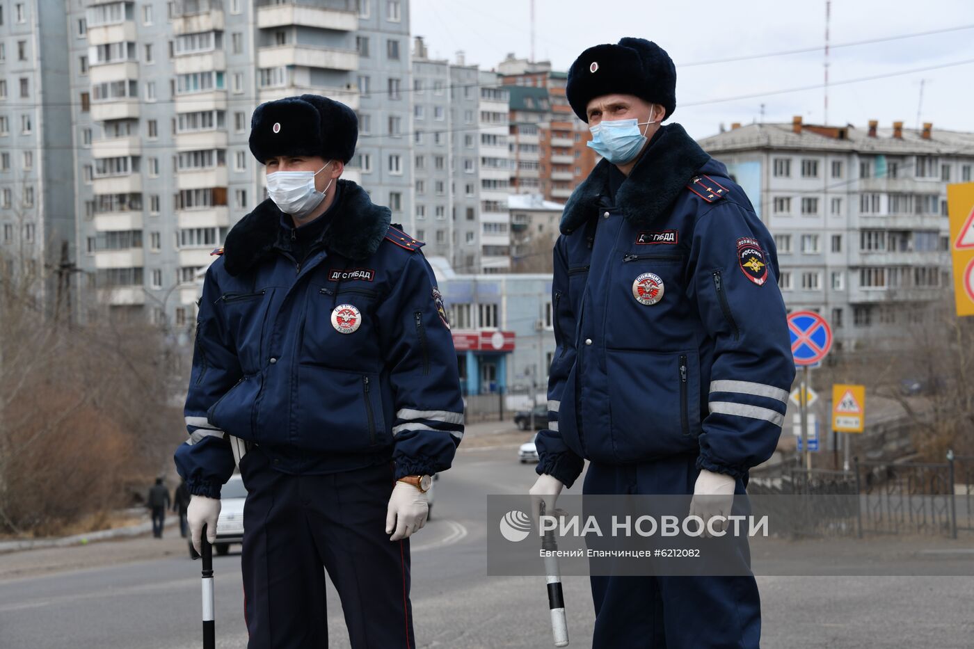 Работа сотрудников ГИБДД в Чите