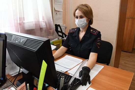 Работа сотрудников ГИБДД в Чите