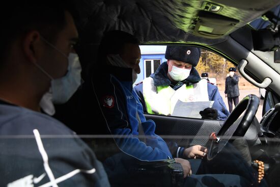 Работа сотрудников ГИБДД в Чите