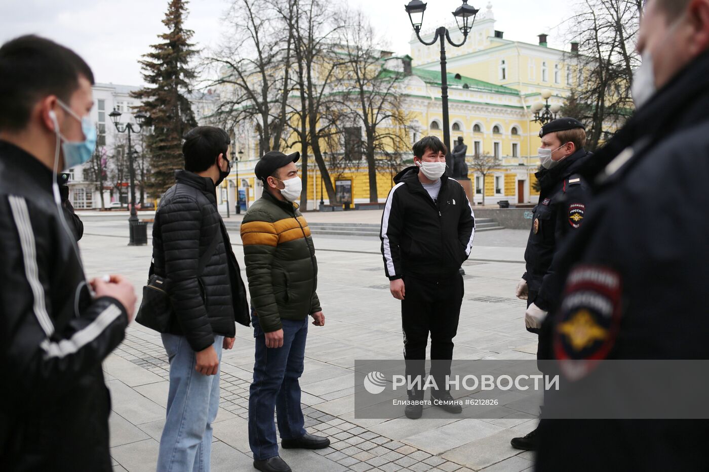 Нижегородская область первой из российских регионов ввела QR-коды для выхода из дома