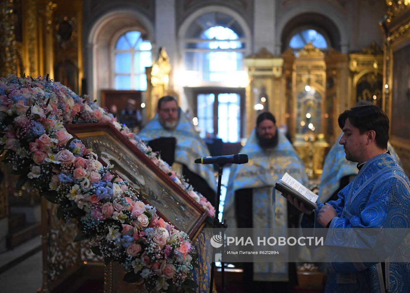 Патриаршее служение в Елоховском соборе 