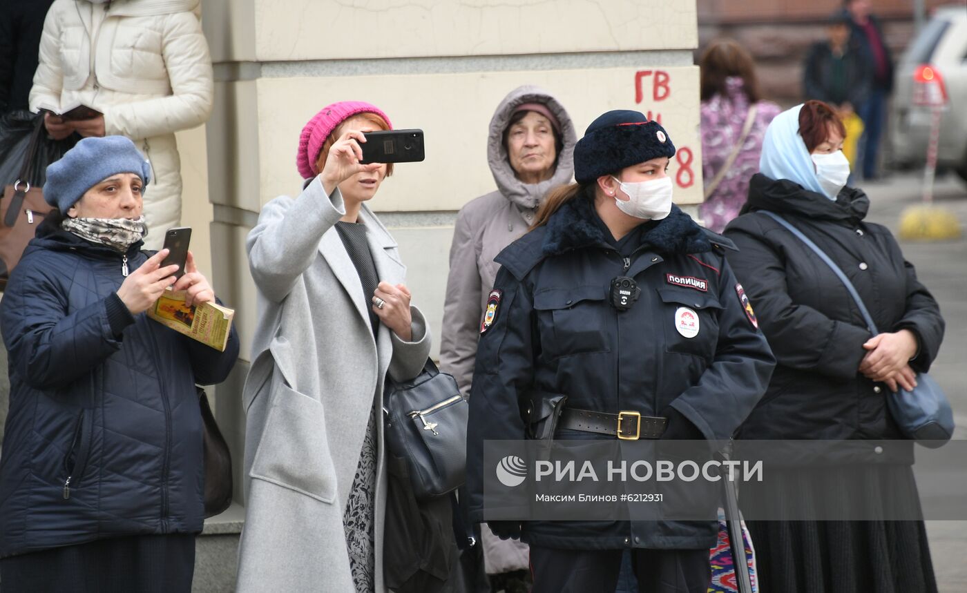 Патриаршее служение в Елоховском соборе