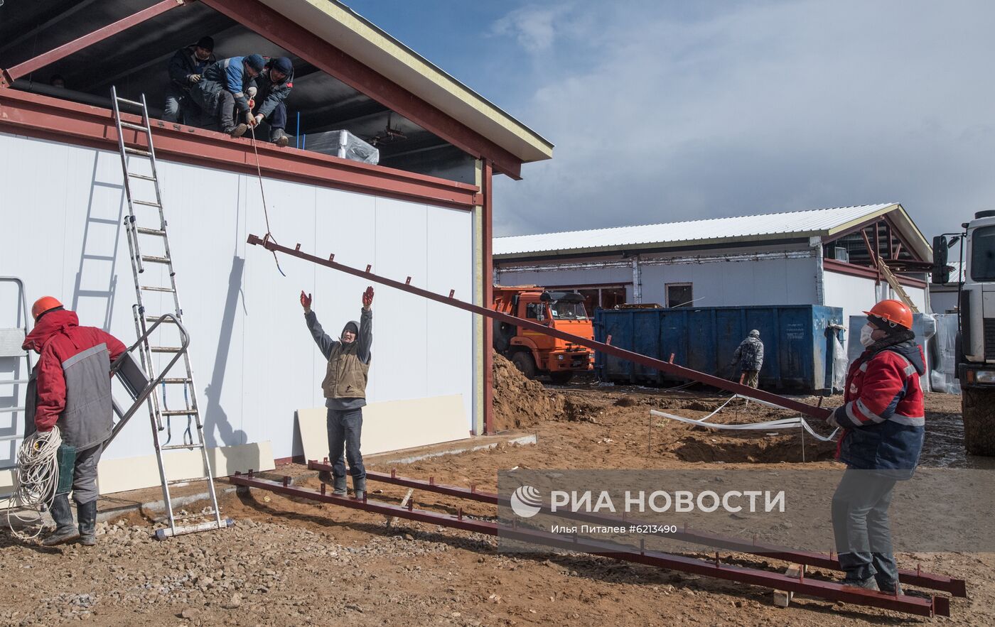 Продолжается строительство инфекционной больницы в Новой Москве