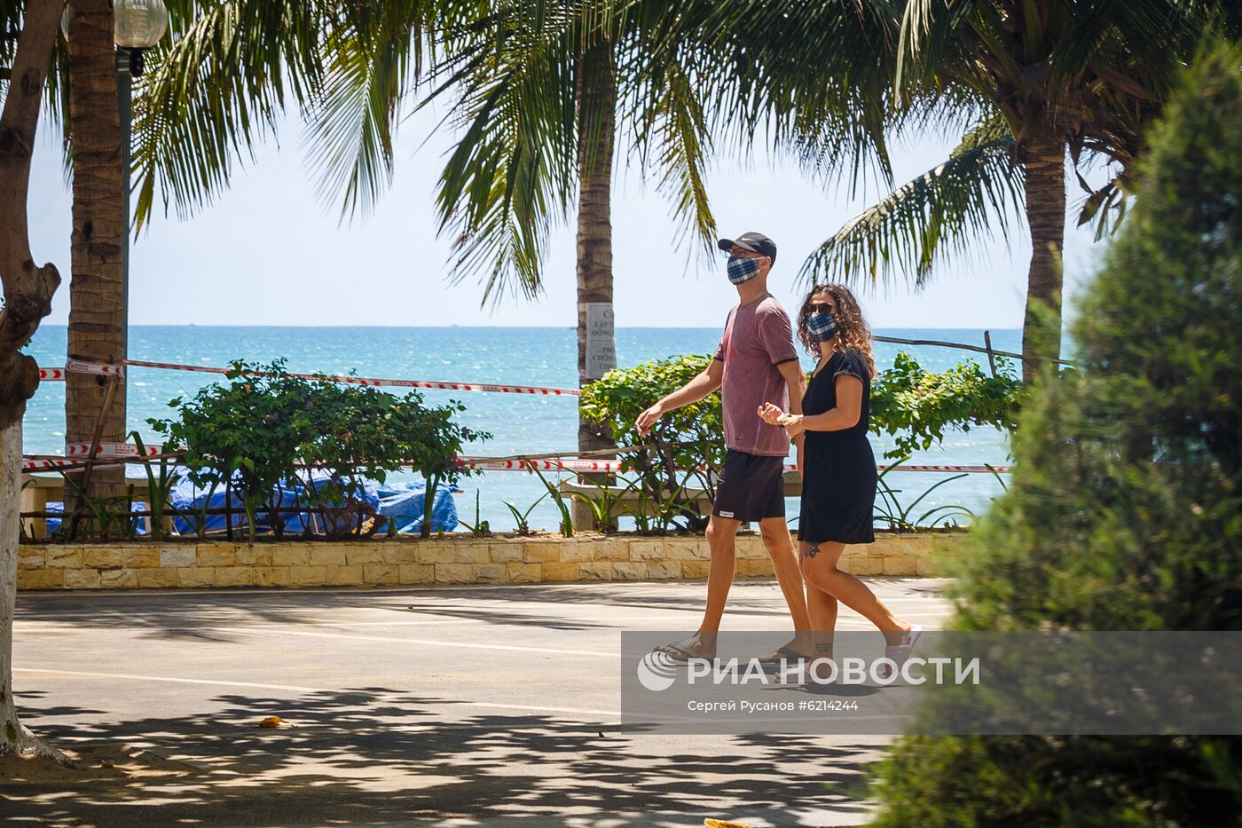 Российские туристы вынуждены продлить пребывание во Вьетнаме в связи с коронавирусом