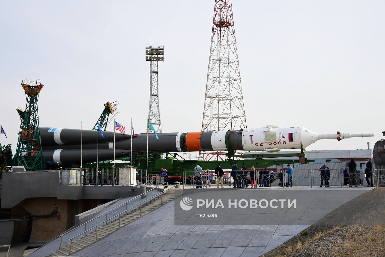 Вывоз РН "Союз-2.1а" на стартовый комплекс площадки № 31