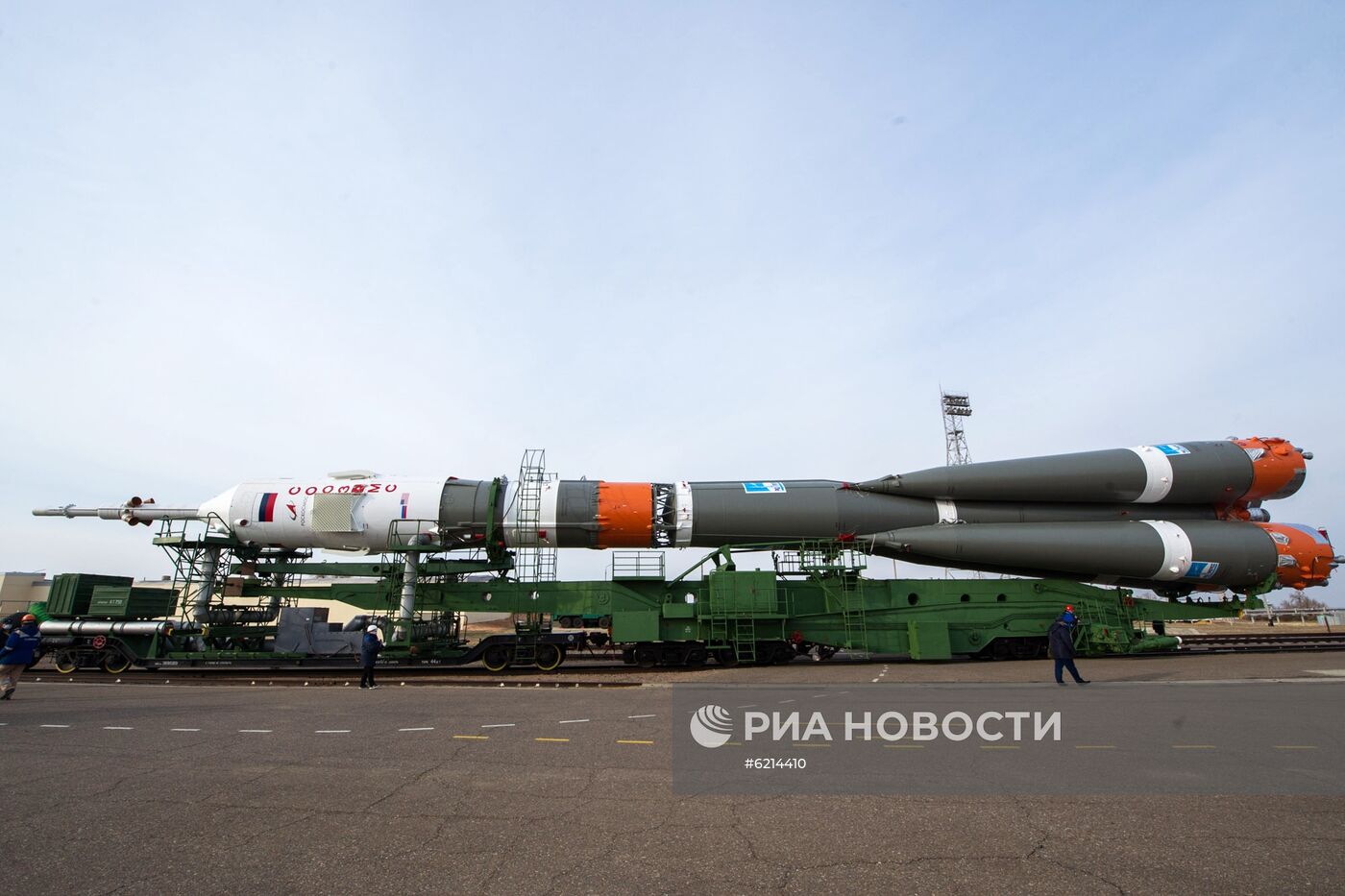 Вывоз РН "Союз-2.1а" на стартовый комплекс площадки № 31