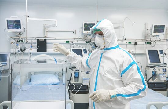 Открытие перепрофилированного корпуса в центре им М.И. Сеченова для лечения пациентов с коронавирусом