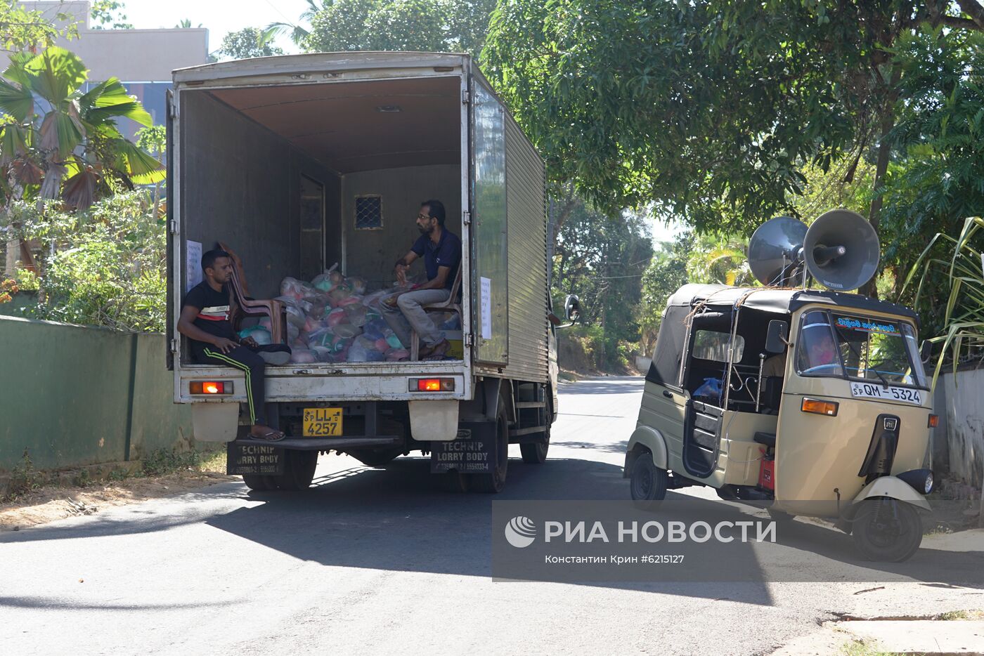 Российские туристы вынуждены продлить пребывание в Шри-Ланке в связи с коронавирусом