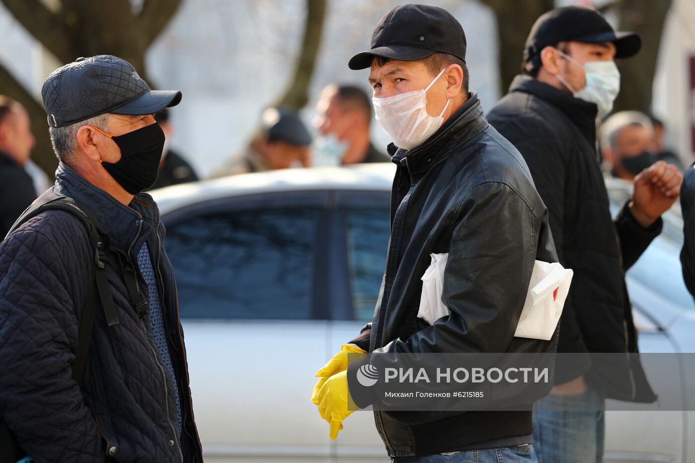 Очереди мигрантов в УФМС