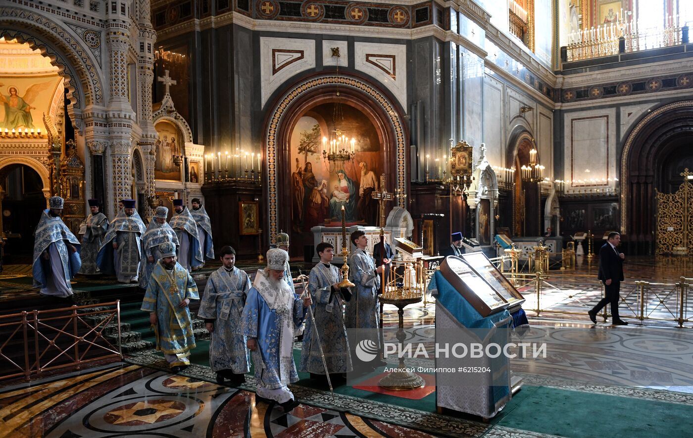 Божественная литургия в праздник Благовещения Пресвятой Богородицы