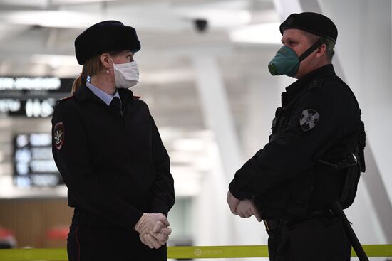 Россия возобновила авиарейсы для вывоза своих граждан из других стран