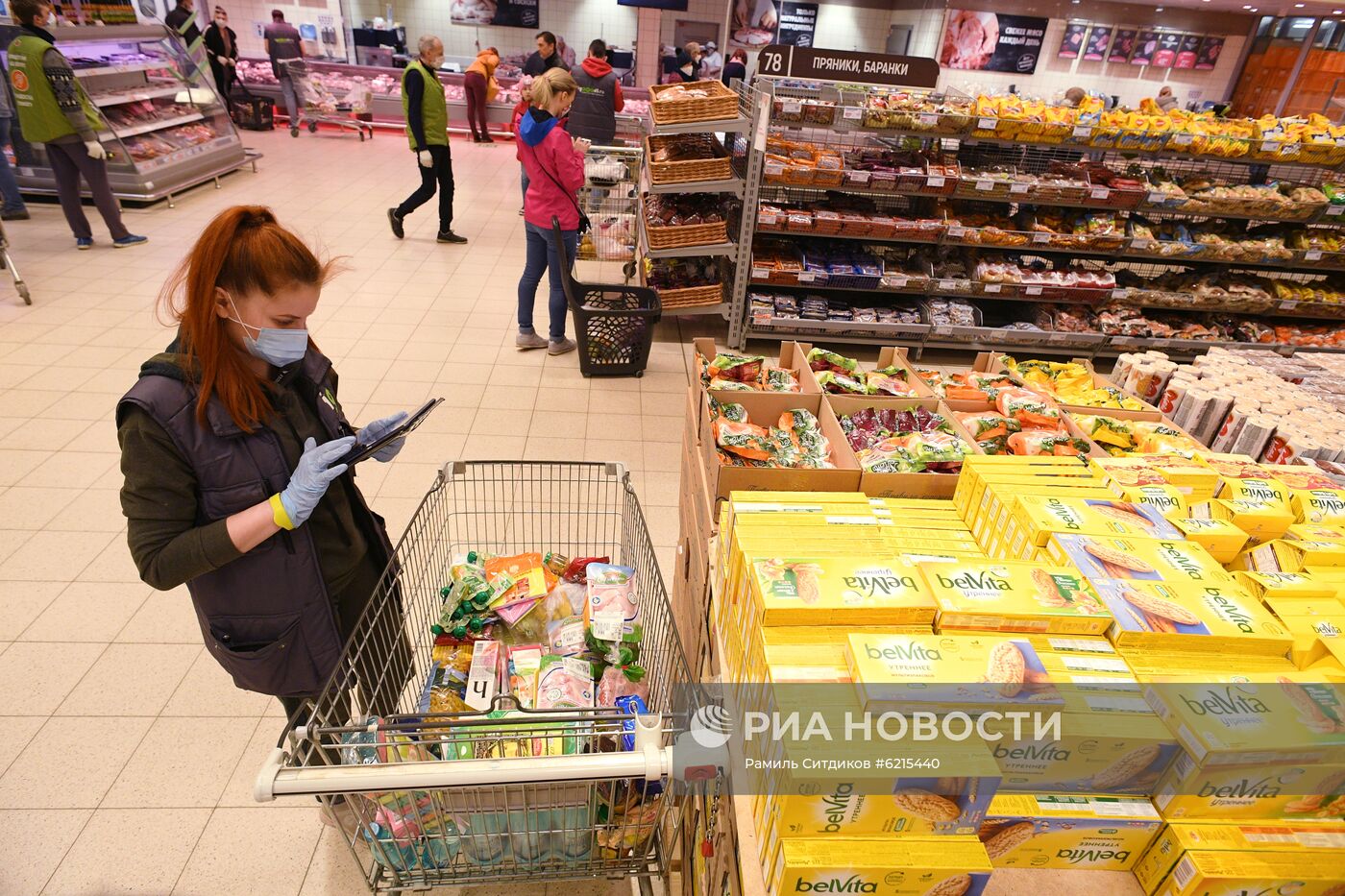 Работа службы доставки продуктов Igooods во время коронавируса