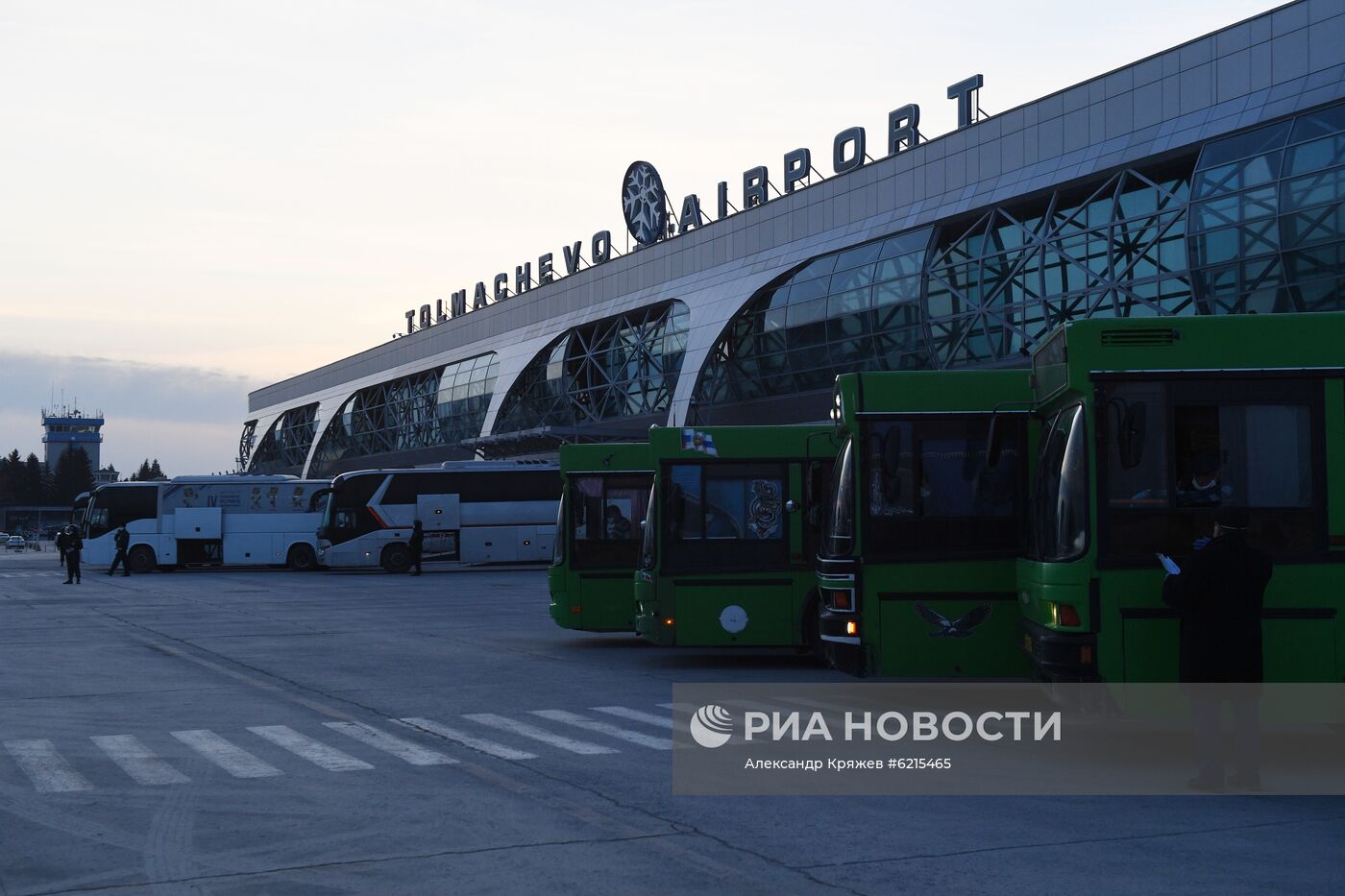 Россия возобновила авиарейсы для вывоза своих граждан из других стран