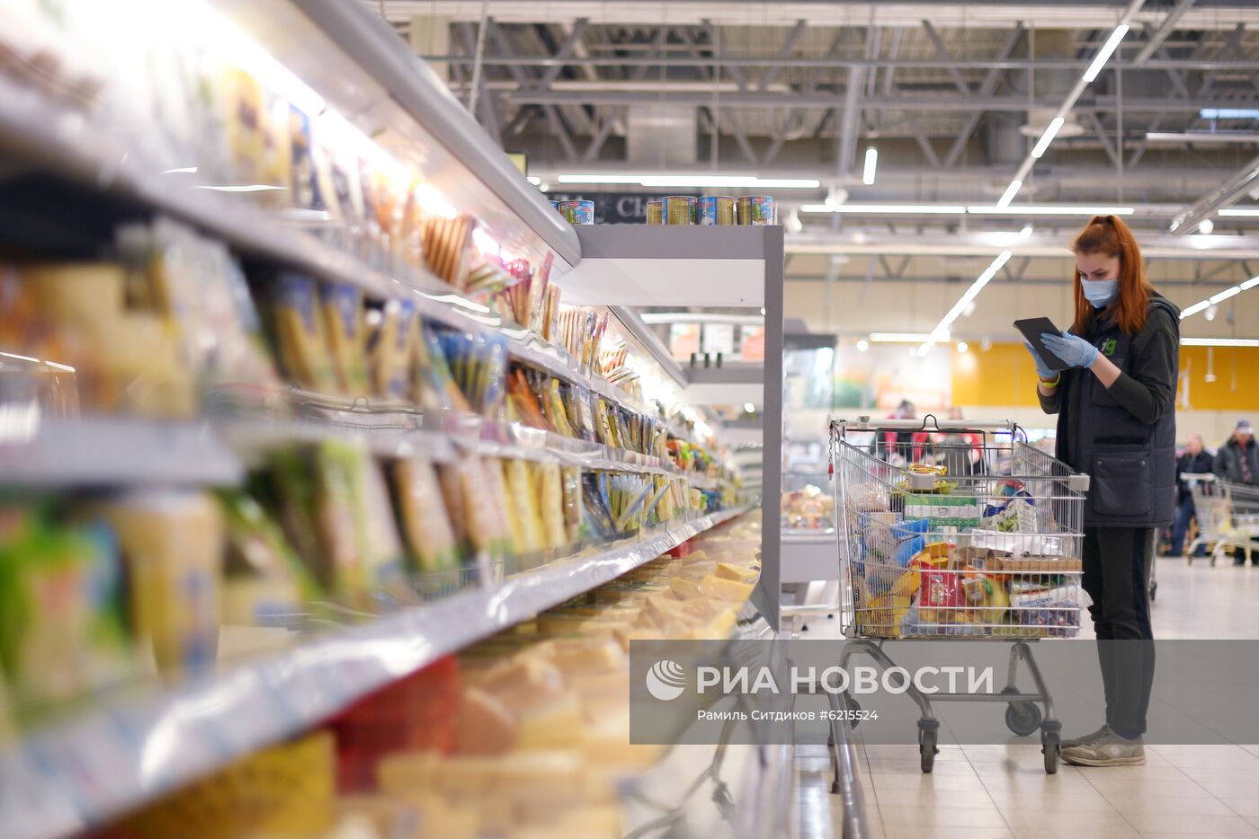 Работа службы доставки продуктов Igooods во время коронавируса