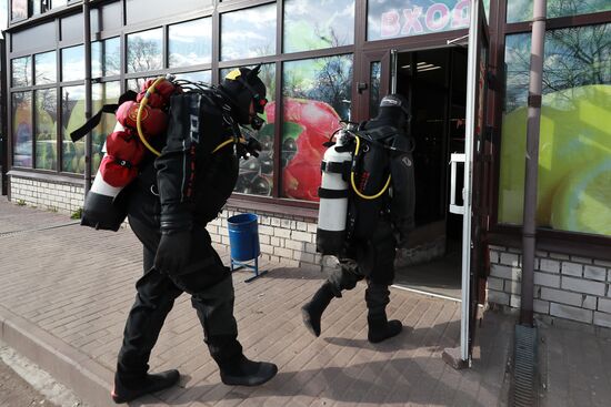 Флэшмоб дайверов в Твери