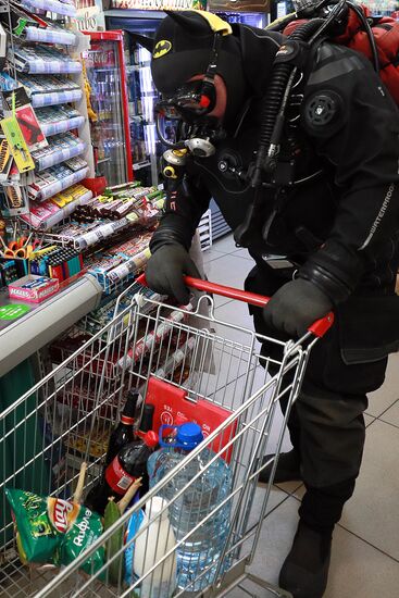 Флэшмоб дайверов в Твери