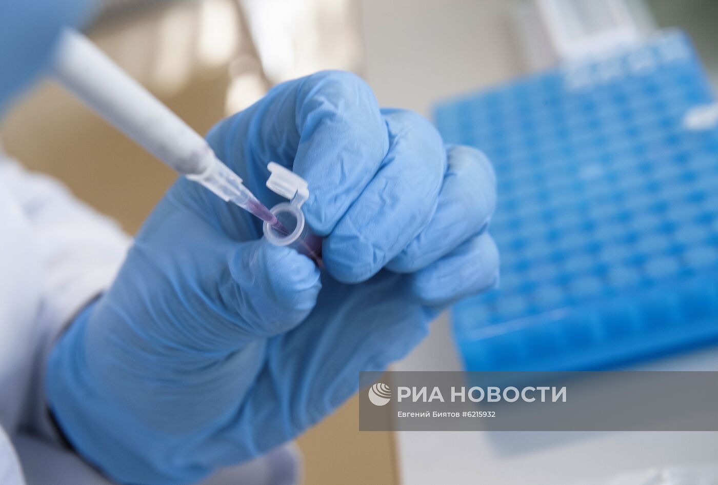 Разработка экспресс-тестов на коронавирус учеными из центра "Сколково"