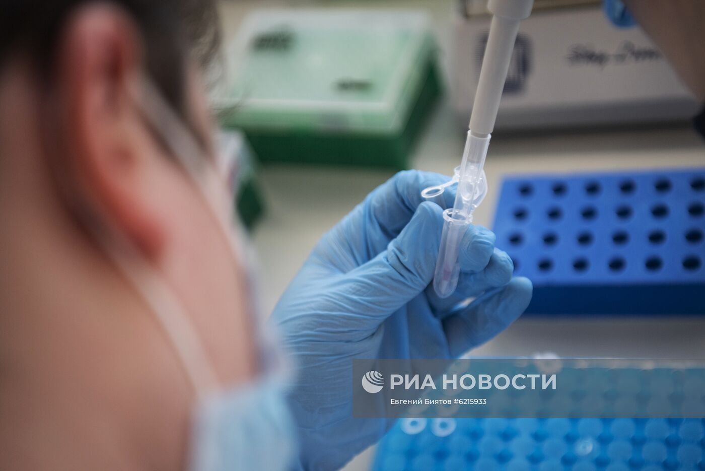 Разработка экспресс-тестов на коронавирус учеными из центра "Сколково"