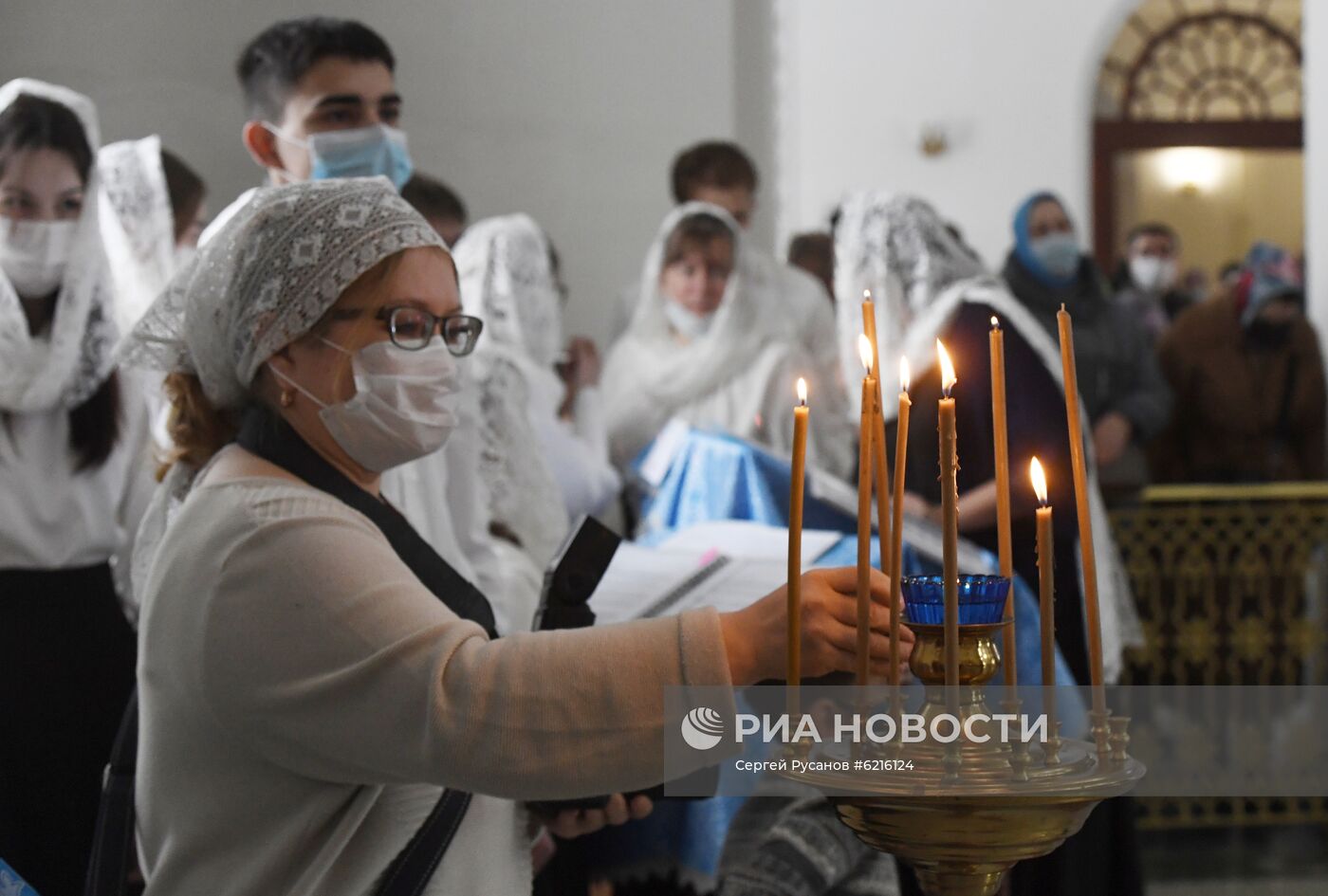 Молебен об избавлении от эпидемии коронавируса в Тюмени