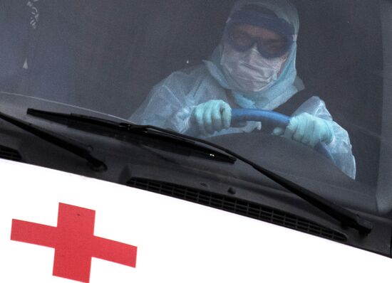 Ситуация у больницы в Коммунарке 