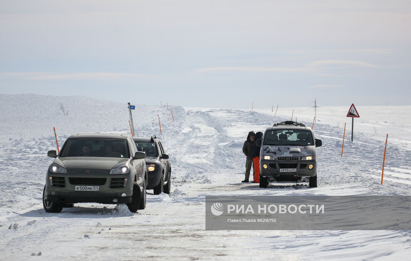 "Мурманскавтодор" организовал автоколонну для проезда в Териберку