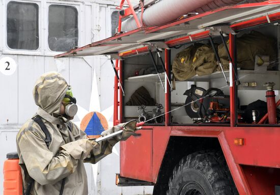 Дезинфекция спецтехники МЧС в Тюмени