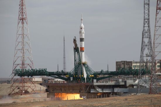 Запуск пилотируемого корабля "Союз МС-16" с экипажем МКС-63