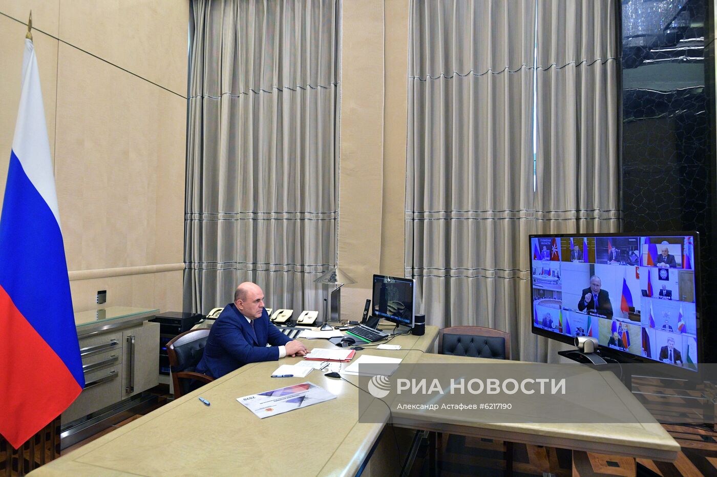 Премьер-министр РФ М. Мишустин принял участие в заседание комиссии ВТС