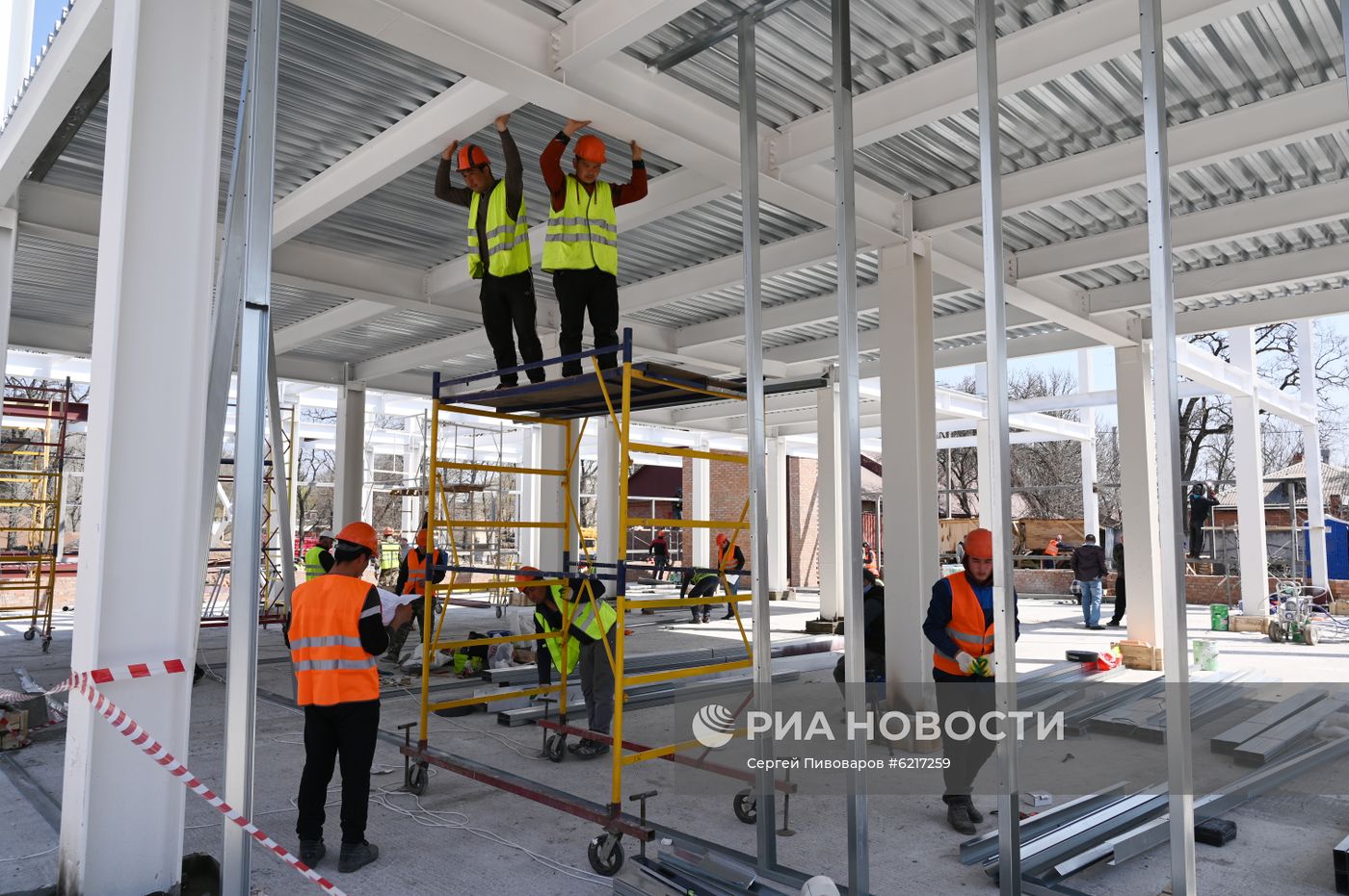 Строительство инфекционных центров в городах России