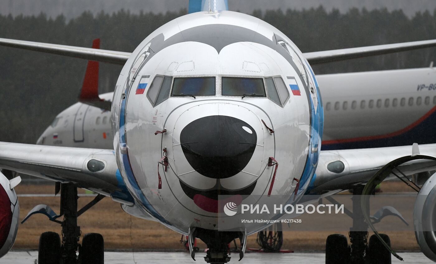 Аэропорт имени Хворостовского в Красноярске во время пандемии коронавируса