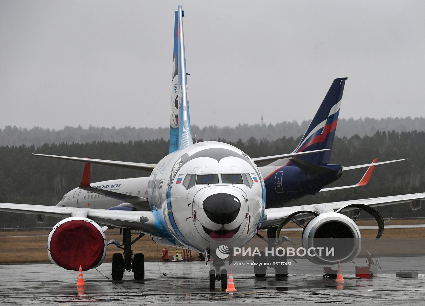 Аэропорт имени Хворостовского в Красноярске во время пандемии коронавируса