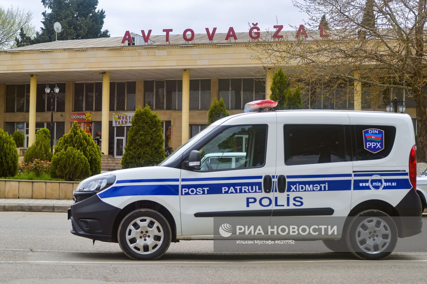 Полицейский рейд против нарушителей карантина в Азербайджане