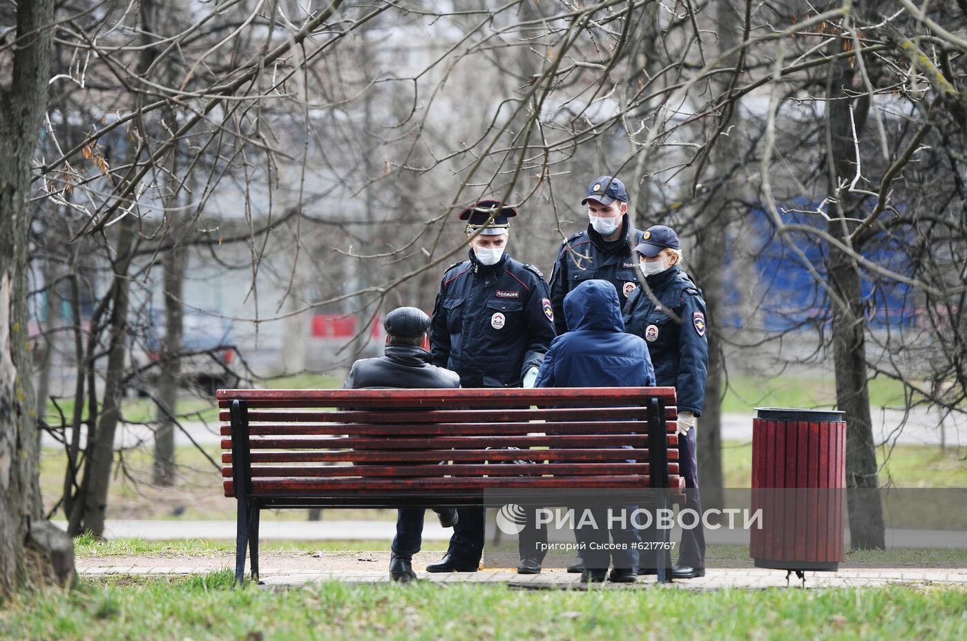 Работа сотрудников полиции в период самоизоляции 