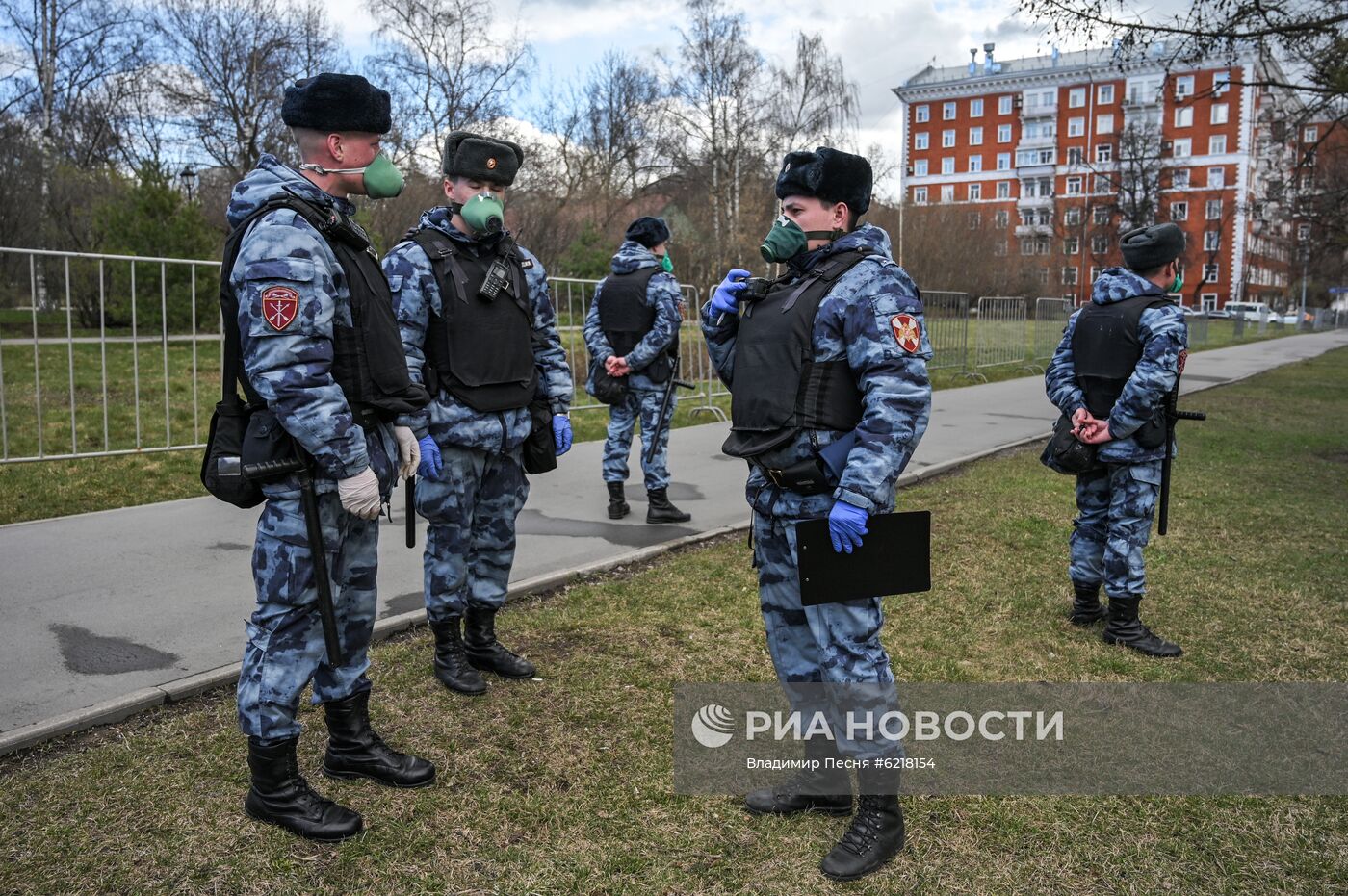 Работа сотрудников Росгвардии в период самоизоляции | РИА Новости Медиабанк