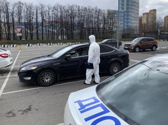 В Москве поймали водителя, нарушившего карантин  В Москве поймали водителя, нарушившего карантин 