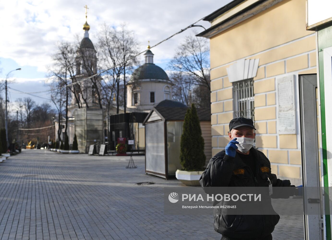 Столичные кладбища закрыты в связи с коронавирусом