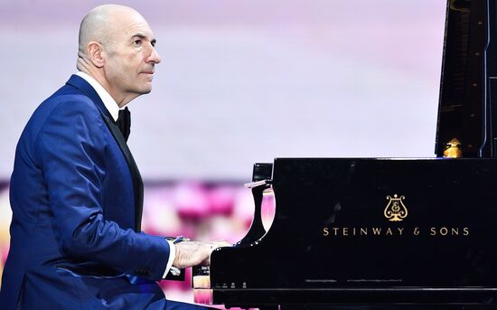 Благотворительный концерт "Мы вместе" в Большом театре