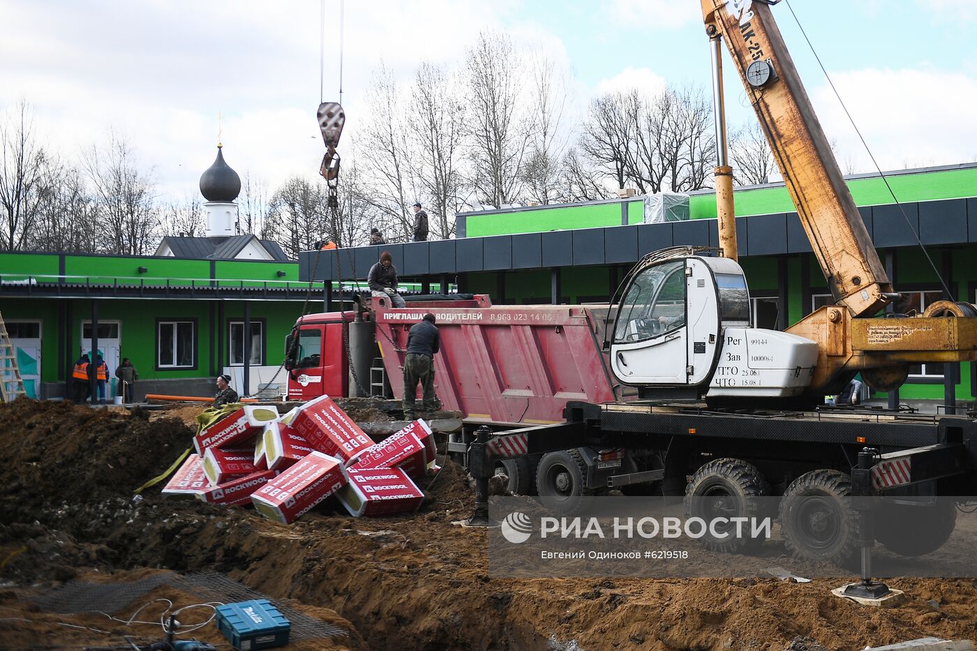 Продолжается строительство инфекционного центра Минобороны РФ в Одинцово